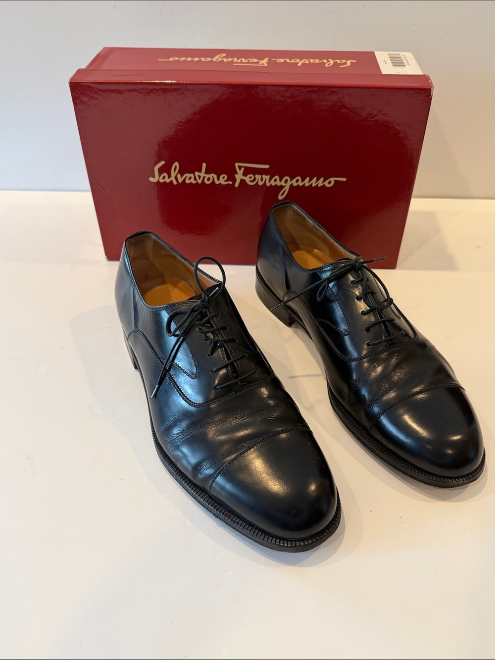 Salvatore Ferragamo Black Leather Padova shoes